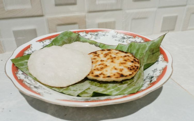 Malem Salekoran dan Kue Sarapih